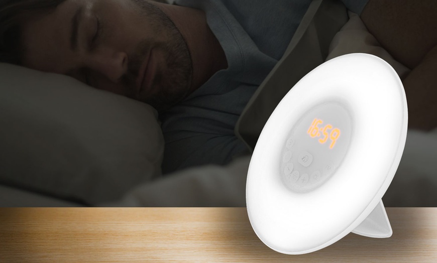 Image 6: Sunrise Alarm Clock