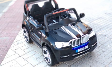 Alquiler de mini coche eléctrico para niños de 2 a 7 años en Ebluebikes (hasta 28% de descuento)