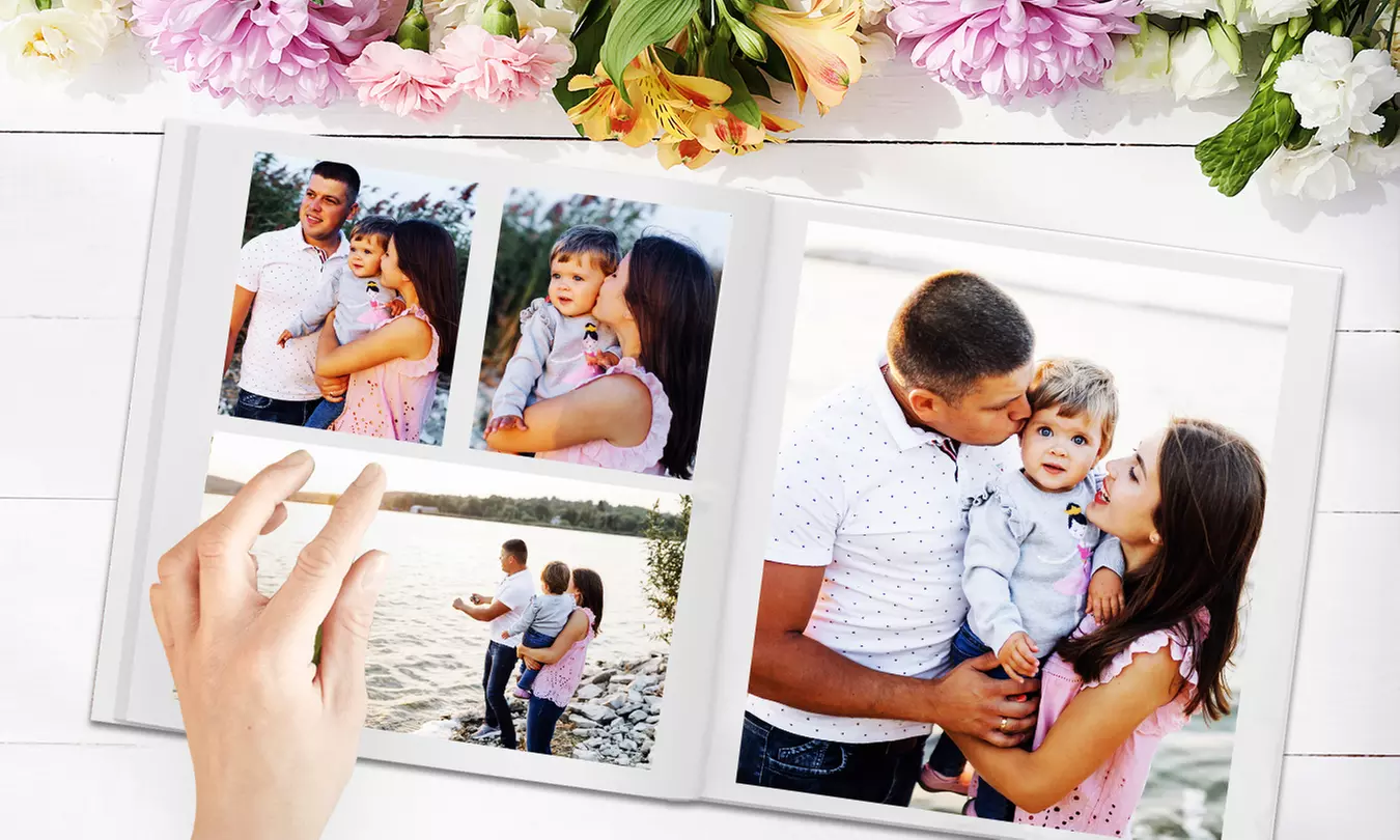 Quadratisches Hardcover-Fotoalbum 30 x 30 cm mit bis zu 144 Seiten