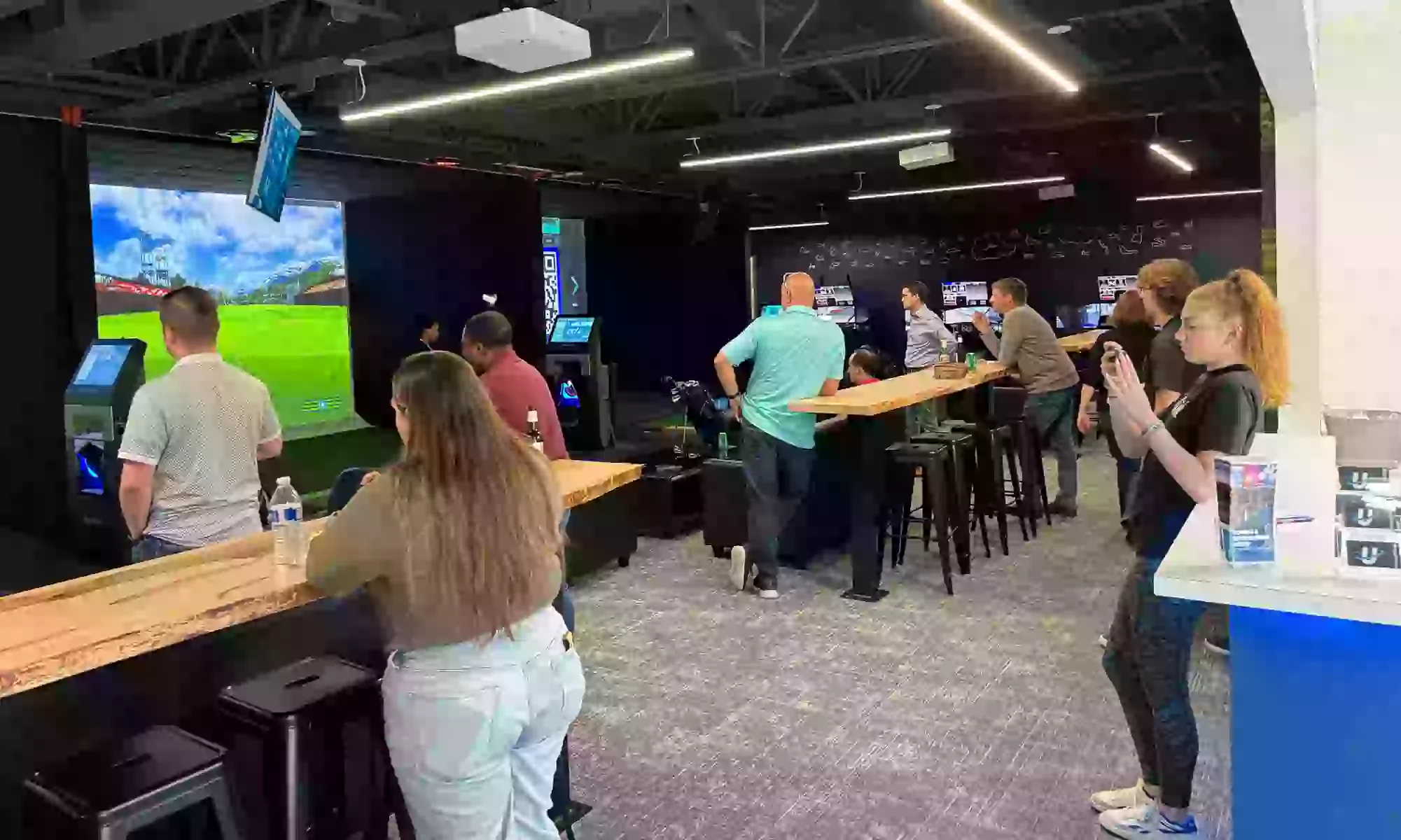 Experience Uplink King of Prussia's virtual golf with up to 4 hours play and save up to 50% on this exciting journey - Primary Image