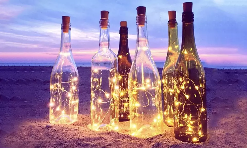 Guirlandes avec 10 ou 20 ampoules LED sur fil de cuivre - Primary Image