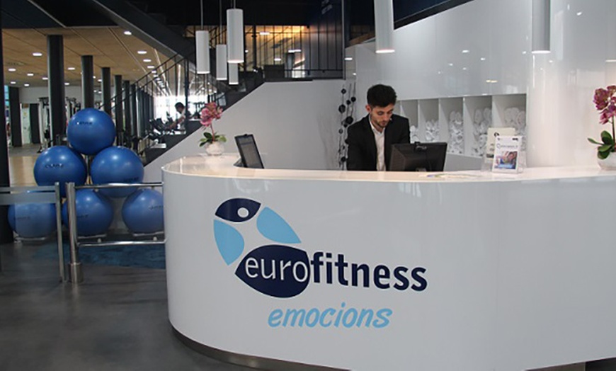 Image 4: 1 mes de acceso a gimnasio Eurofitness a elegir con matrícula y seguro