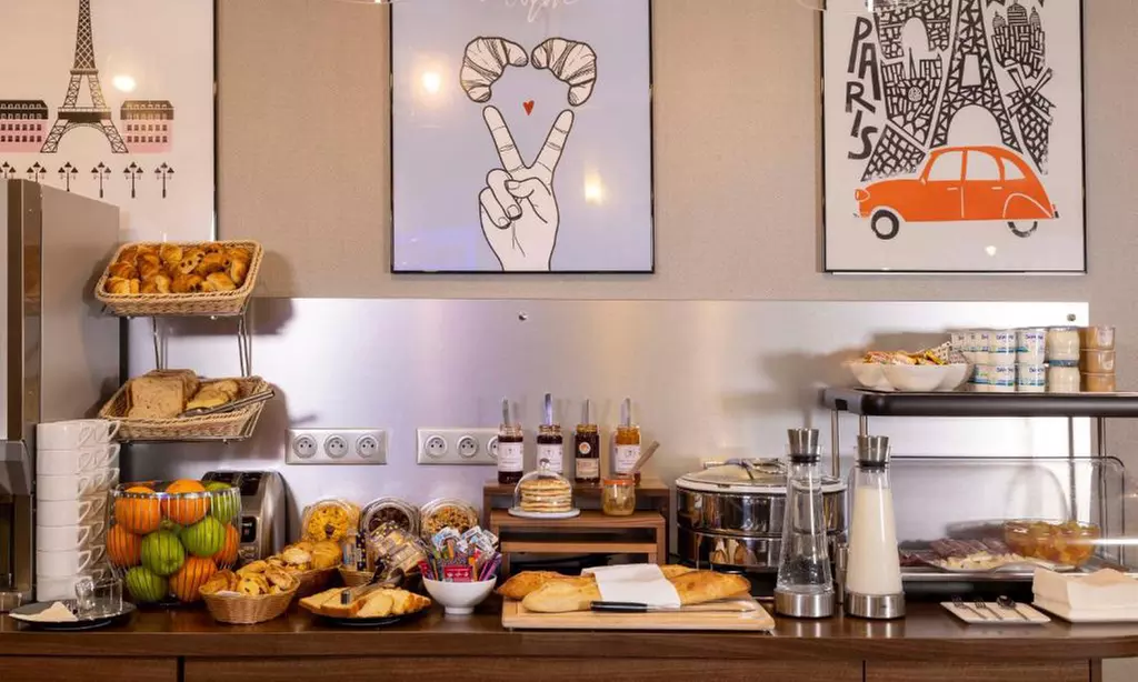 ✈ Parigi: Volo diretto più 7 notti in hotel