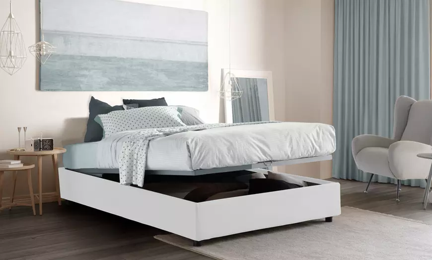 Image 2: Lit double "Silvia" avec matelas en option