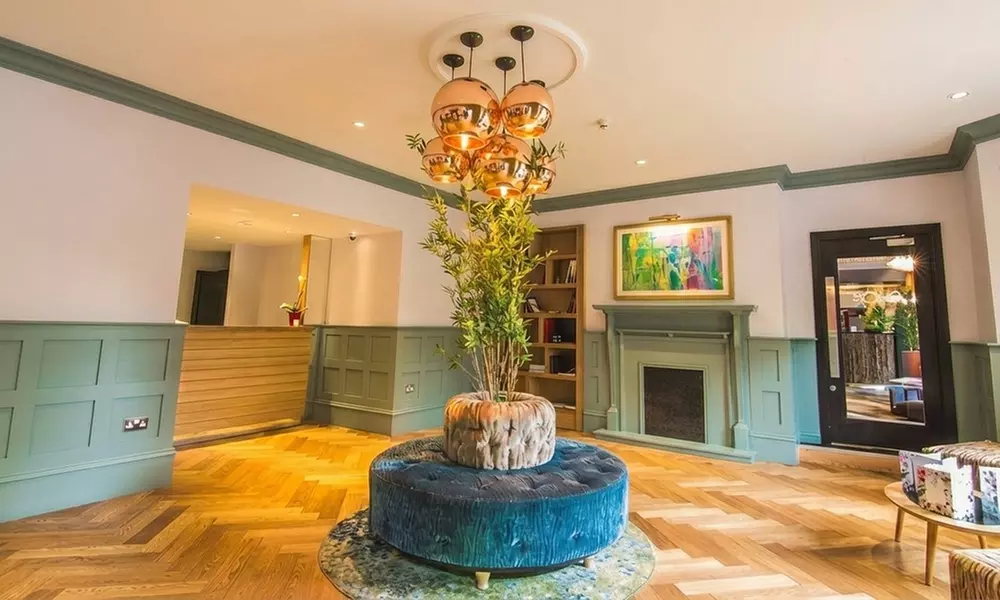 Newcastle Upon Tyne: Standard Double Room with Breakfast and More