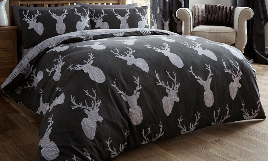 Image 3: Winter Stag Duvet Cover Set