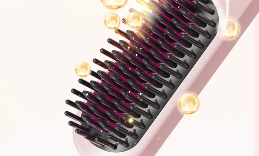 Image 6: Cordless Hair Straightener Brush