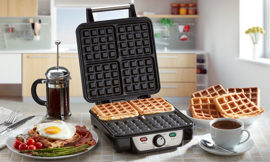 Image 2: Cooks Professional Waffle Maker