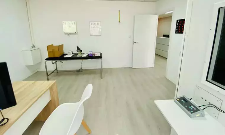 Hasta 44% de dto. en Revisión médica en Centro Médico La Maquinista