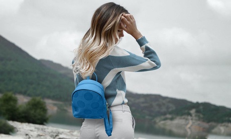 Portafogli, portamonete, zaini e notebook Dimensione Danza disponibili in vari modelli e 3 colori