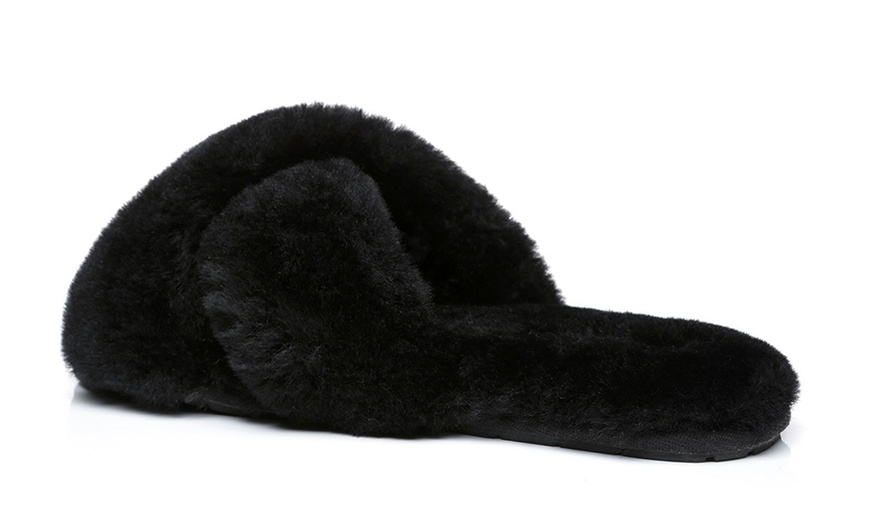 Image 13: UGG Slippers from Ever Australia