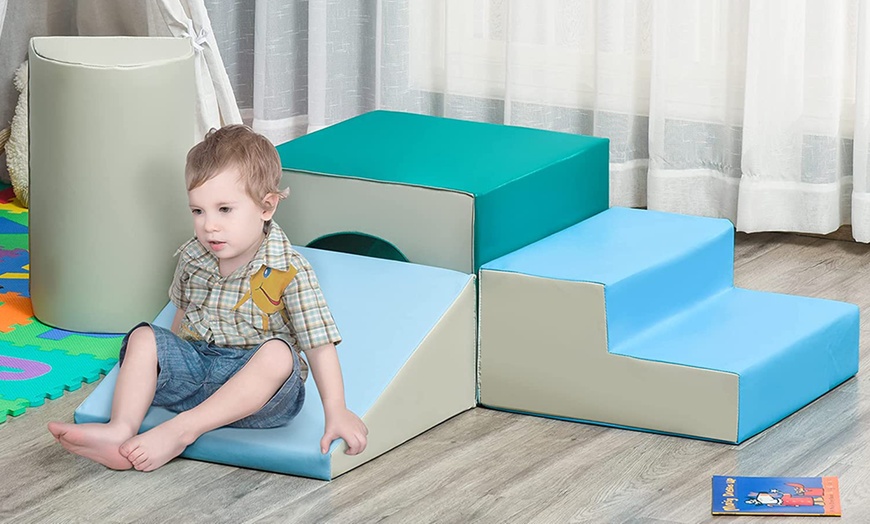 Image 2: HomCom Soft Play Sets for Toddlers