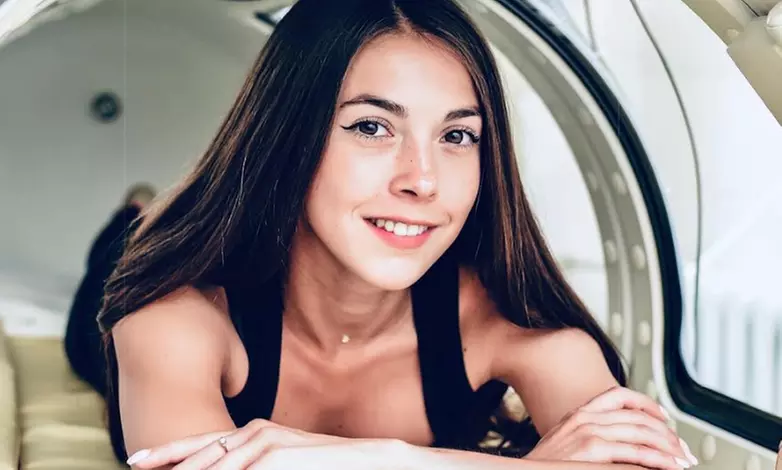 One, Five, Ten, or Twenty 60-Minute Mild Hyperbaric Oxygen Chamber Session at CryoEmpire (74% Off) - Primary Image