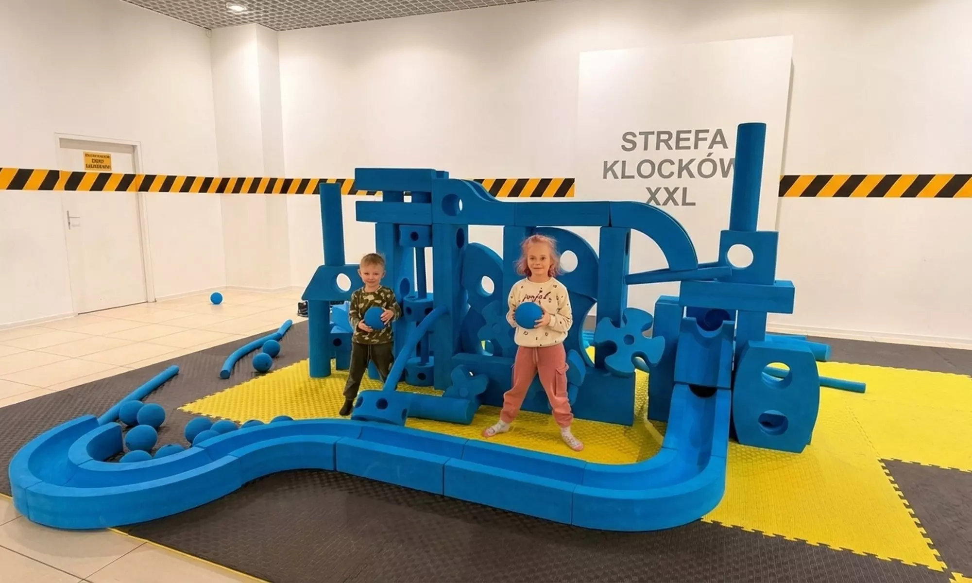 Kreatywna zabawa w klimacie budowy: wejściówki na salę zabaw Diggers