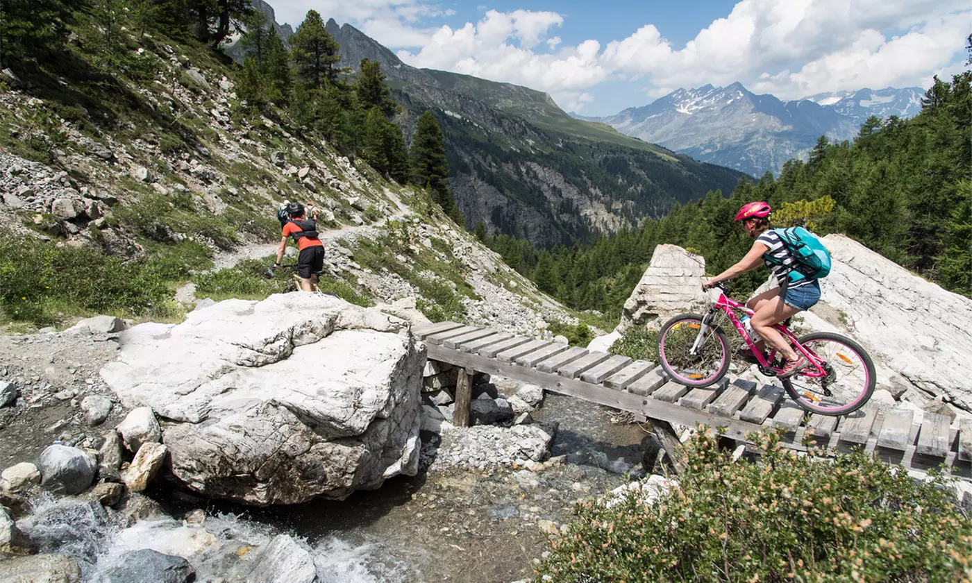 Valfréjus : 7 nuits en studio ou appartement en résidence à  Valfréjus pour 3 ou 6 personnes - Primary Image