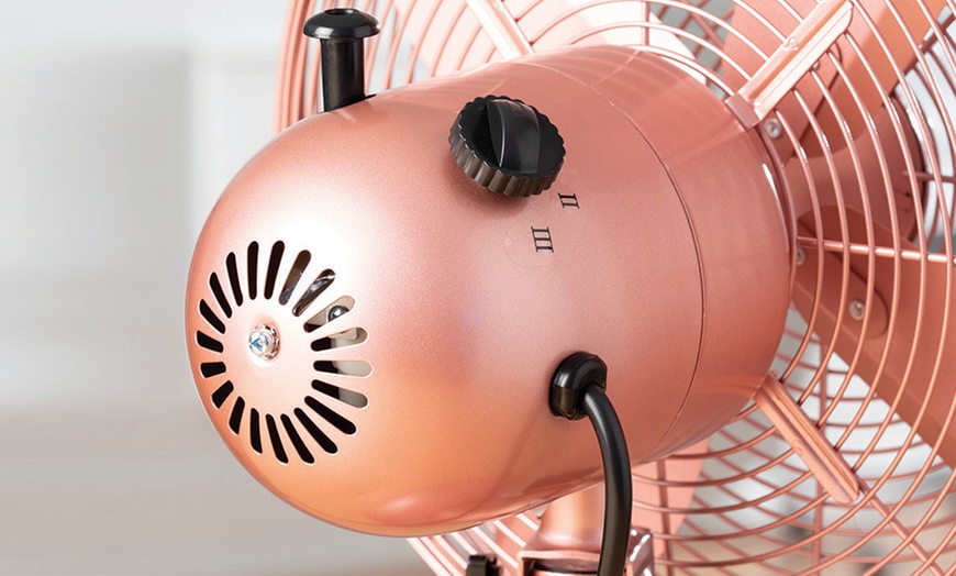 Image 3: Daewoo 12'' Rose Gold Desk Fan