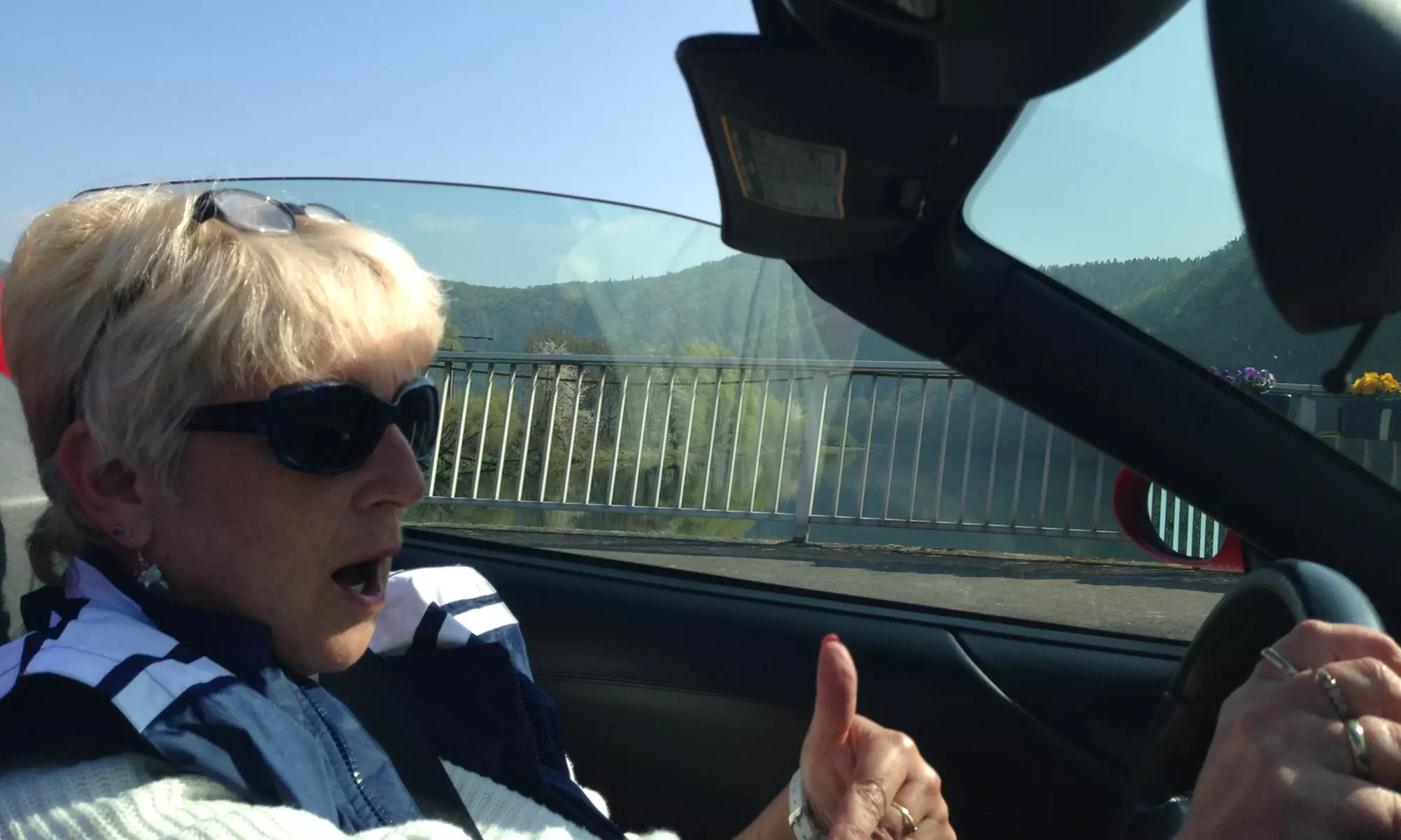 Bis zu 60% Rabatt auf den Rennauto bei Red Devil Racing