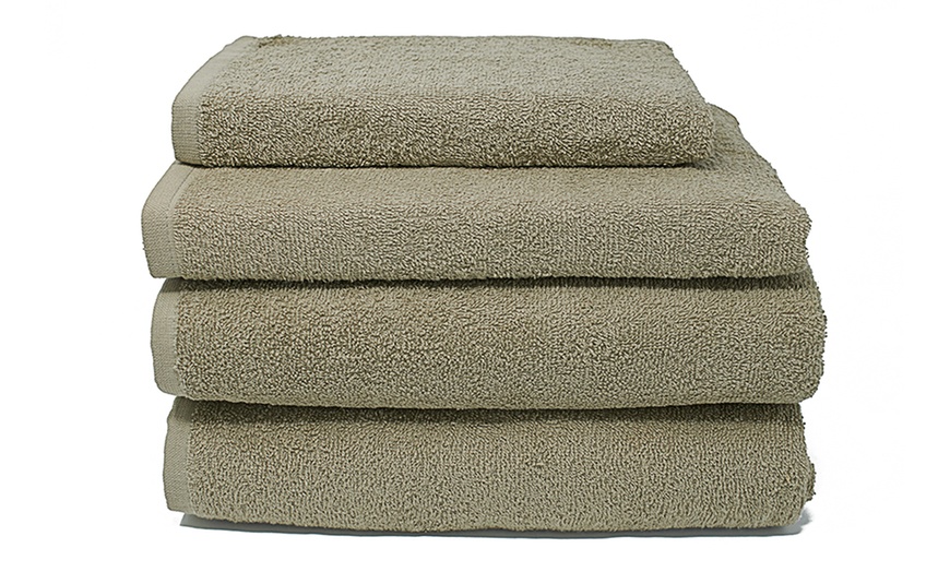 Image 17: Set of 5 Italy-Made Bath Towels