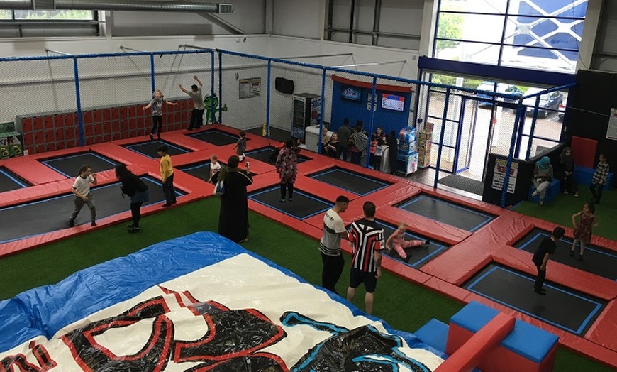 Image 6: Trampoline Jumping Session