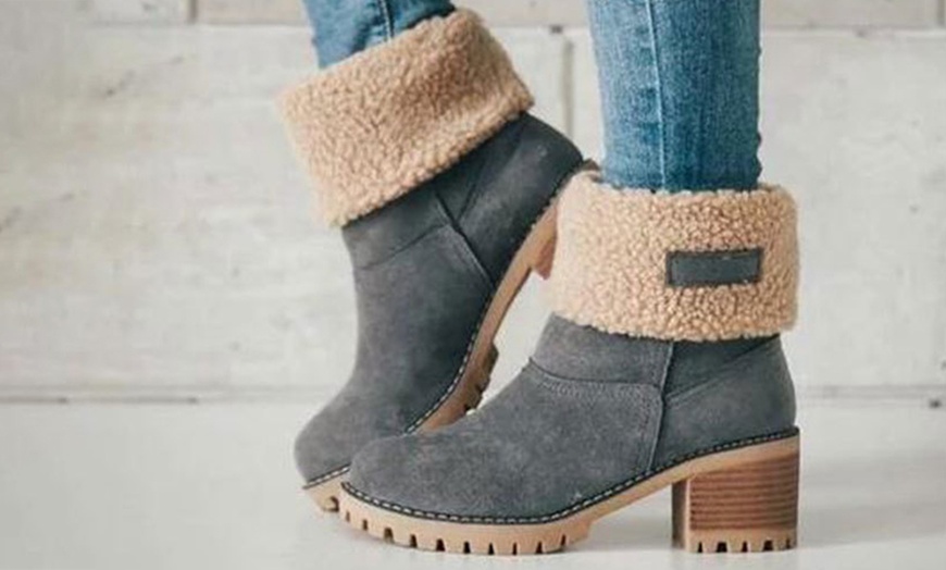 Image 5: Women's Faux Suede Fold-Over Block Heeled Boots