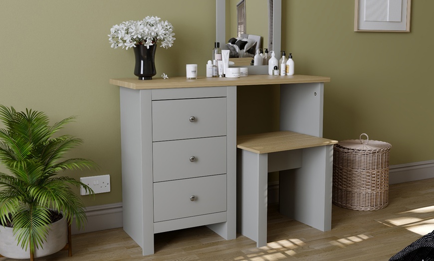 Image 2: Arlington Bedroom Furniture Collection
