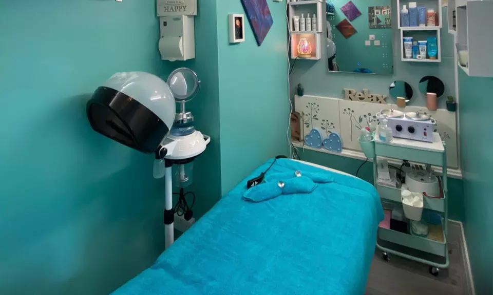 Hollywood or Brazilian Hot Wax