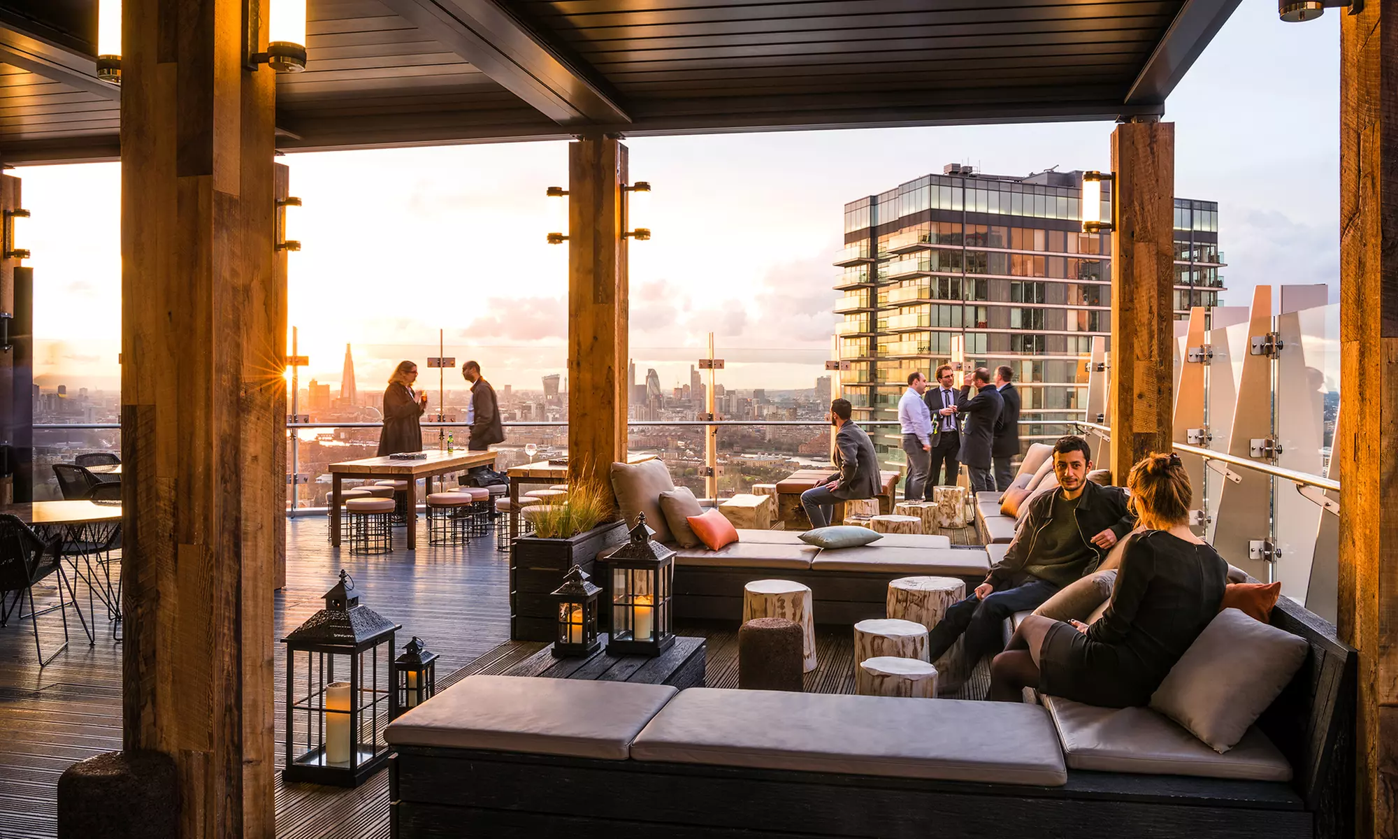 Experience Three-Course Brunch with Cocktail and View of the City!