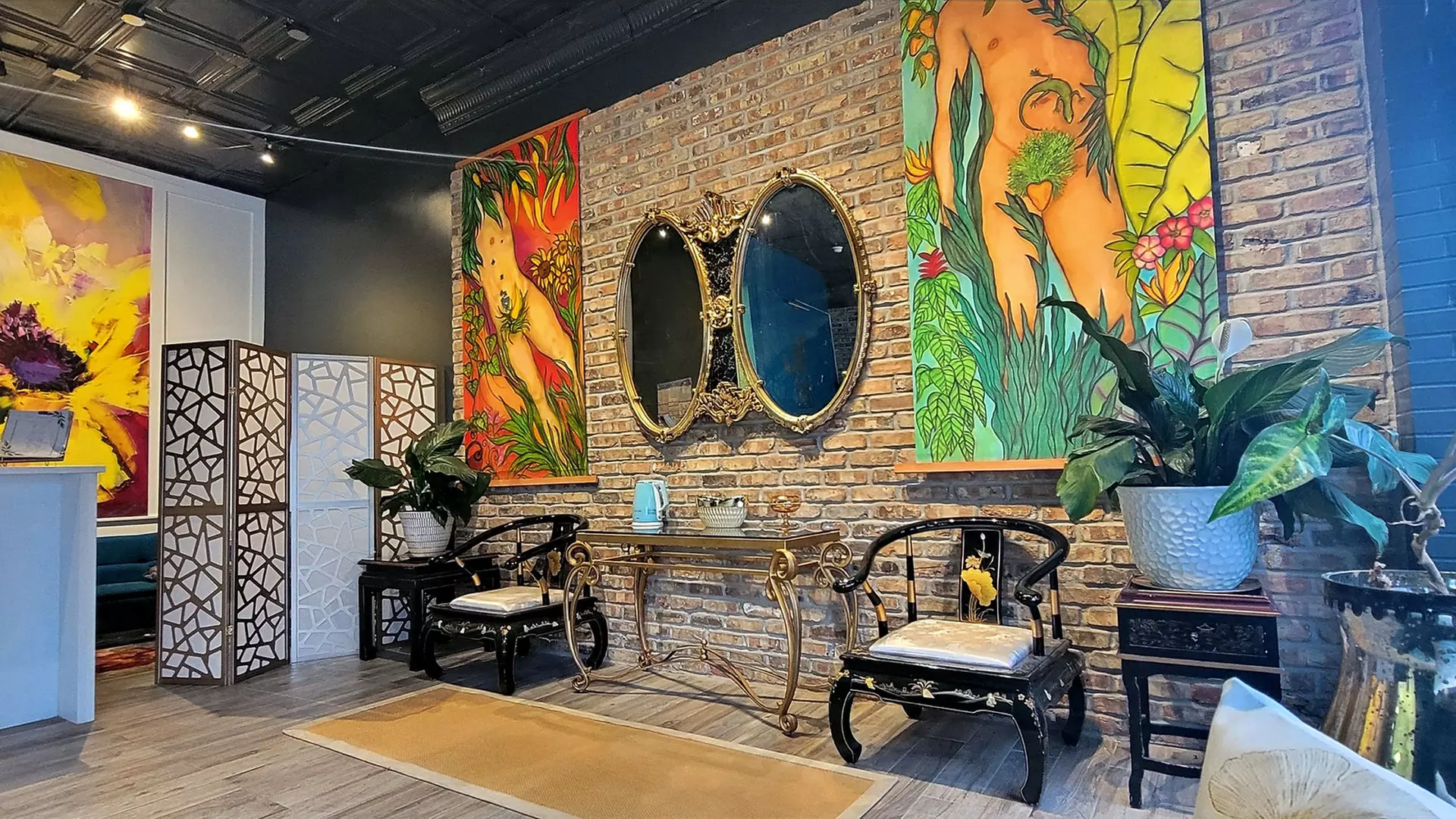 Up to 17% Off on 60/75/90-Min Swedish Massage at The Spot Spa