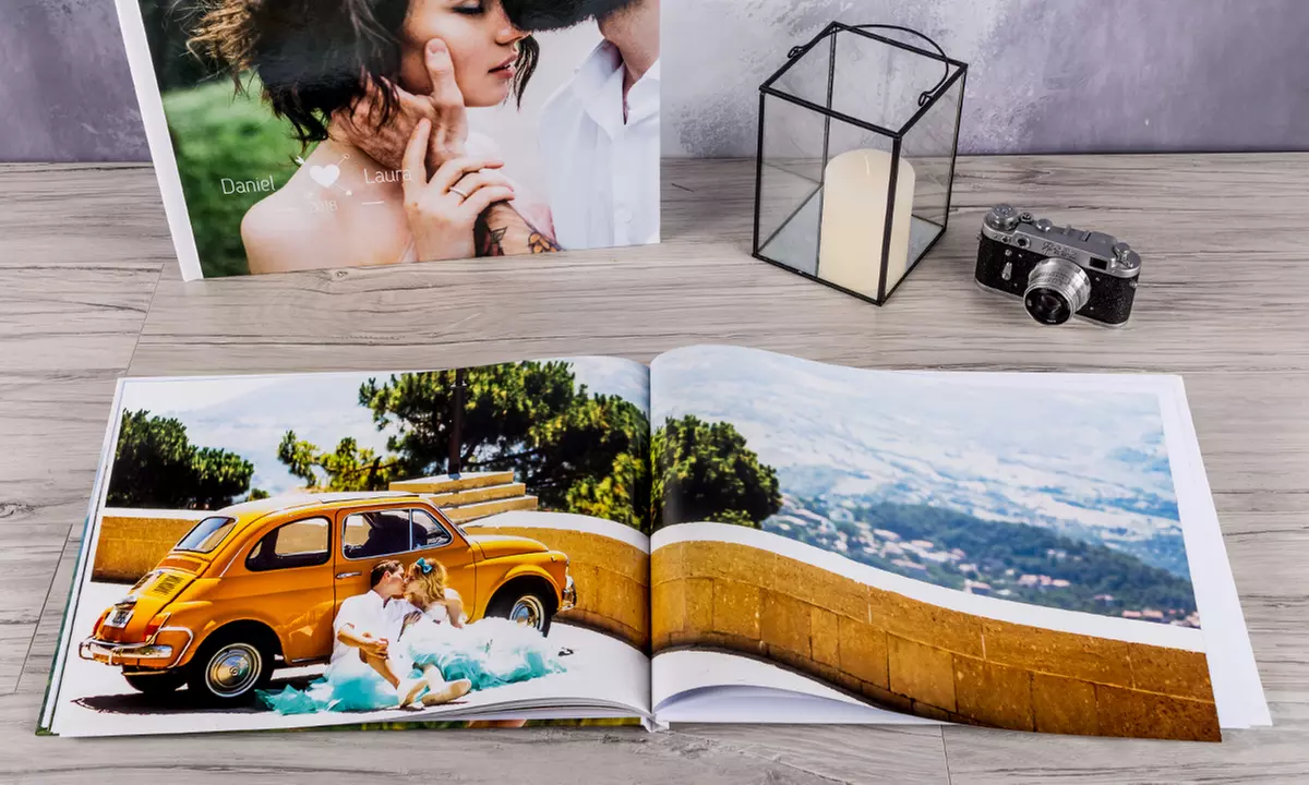1 ou 2 livres photos A3 personnalisables de 28, 40, 60 ou 80 pages avec Colorland - Primary Image