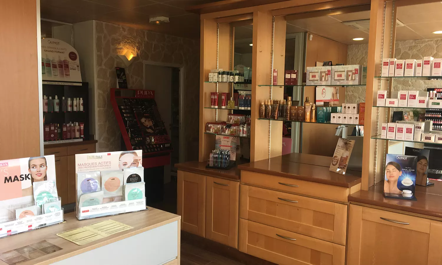 Jusqu'à 40% de remise sur Coloration des cils chez Grain de beauté Limeil Brevanne