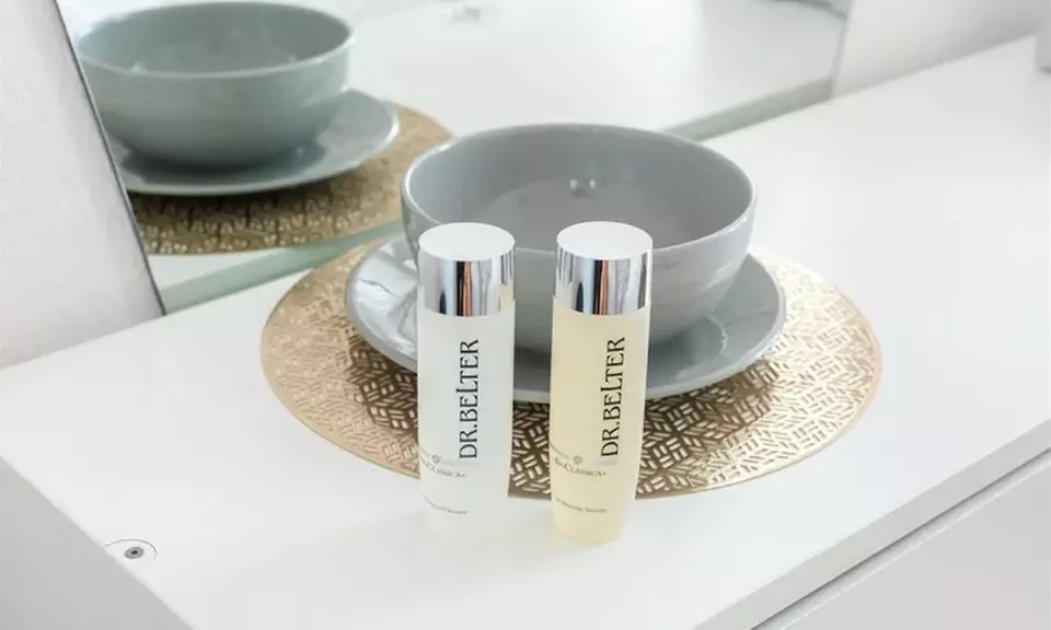 Strahlender, ebenmäßiger Teint dank BB Glow: 1x oder 2x 60 Min. Gesichtsbehandlung für 1 Person (bis 54% sparen) - Second Medium