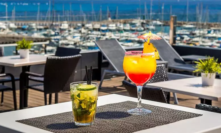 Circuito spa con opción a almuerzo o cena con bebida y masaje para 2