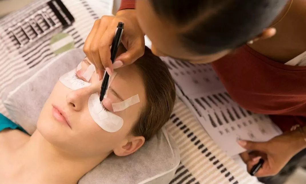 Enhance your lashes at Woke Up Like This! Beauty Bar with classic and volume eyelash extensions options, up to 50% off - Primary Image