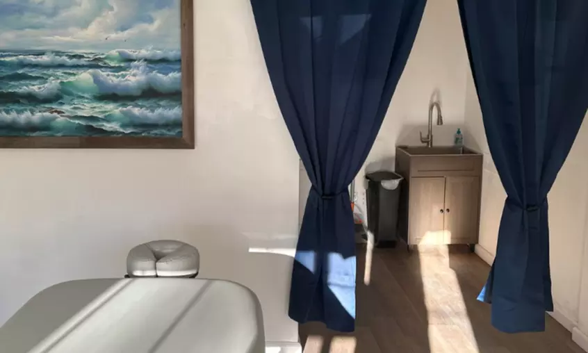 60 or 90-Minute Personalized Swedish or Prenatal Massage 