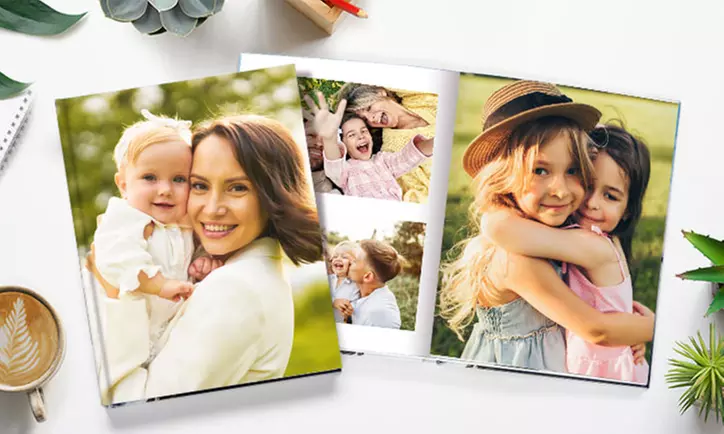 Fotolibros personalizables en formato A4, hasta 248 páginas
