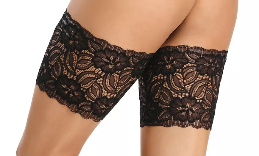 Image 3: One or Two Pairs of Elasticated Lace Anti-Chafe Thigh Bands