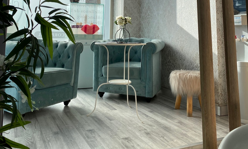 Image 13: Mesoterapia facial para hidratación profunda en 1, 2 o 3 zonas