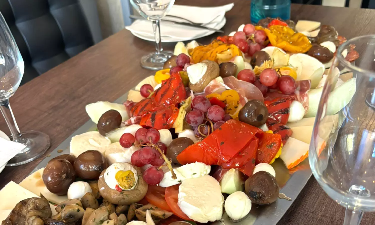 Pizza oder Pasta inkl. Dessert & Getränk für 1 - 4 Personen