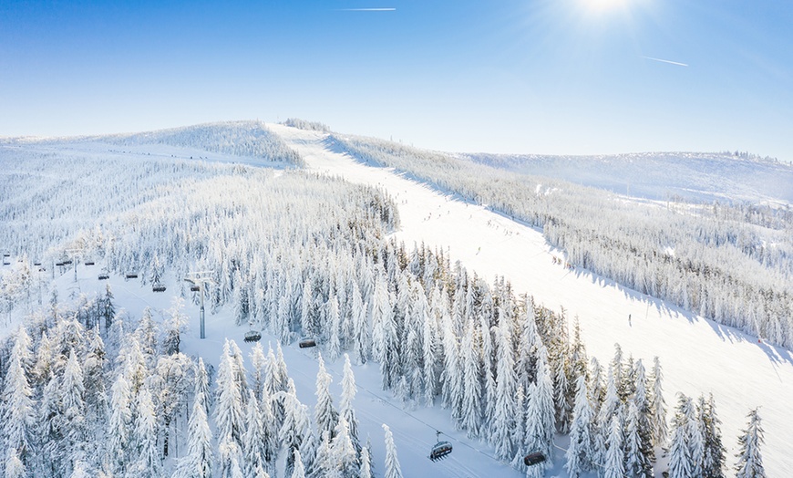 Image 20: ⛷️ Całodniowy skipass dla 1 osoby w Szczyrk Mountain Resort