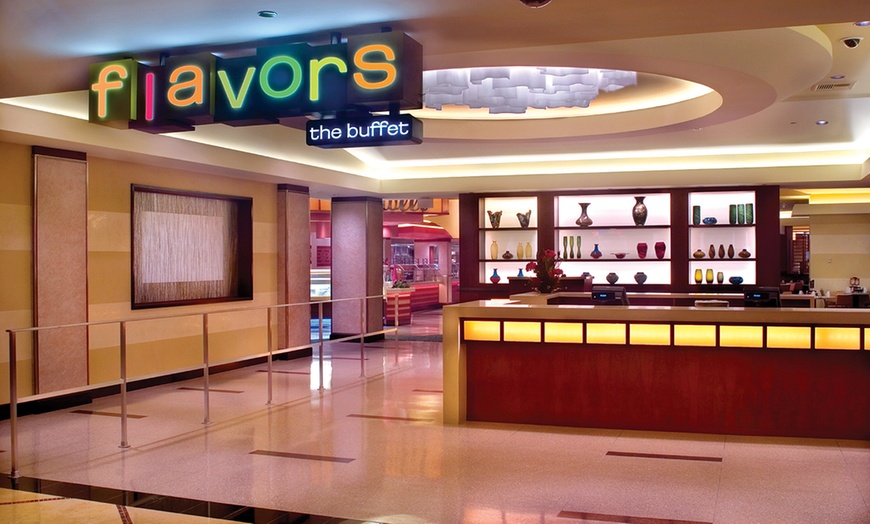 Image 6: Harrah’s Casino Resort on Las Vegas Strip with Optional Dining Credit