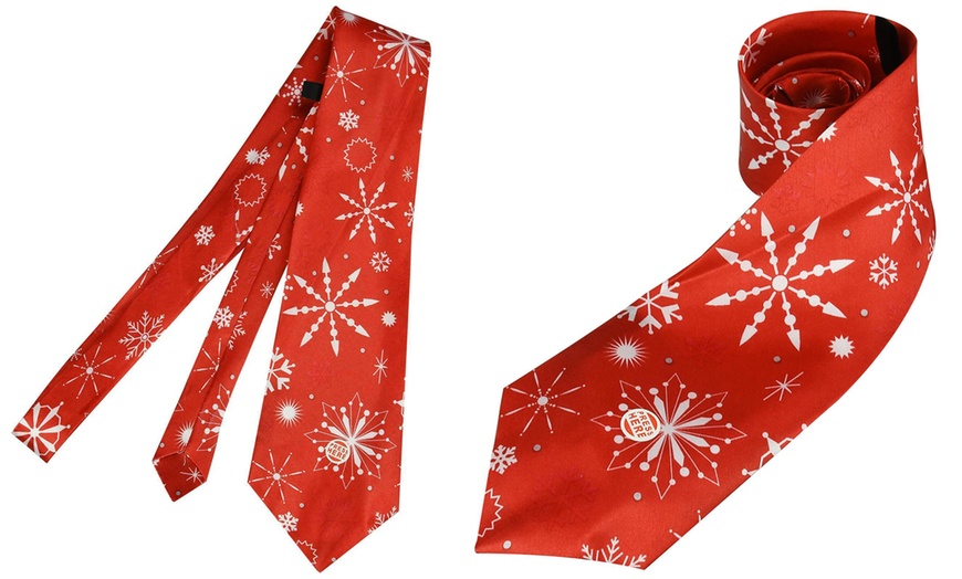 Image 2: Christmas Musical Tie