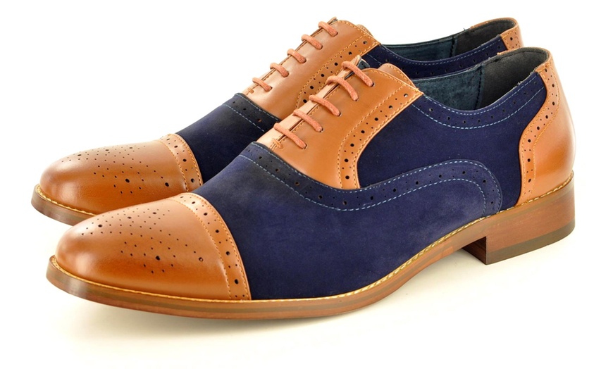 Image 12: Two-Tone Men's Brogue Shoes