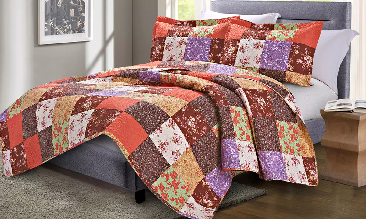 Hotel 5th Ave Napoli Home Quilt Set (3-Piece) - Primary Image