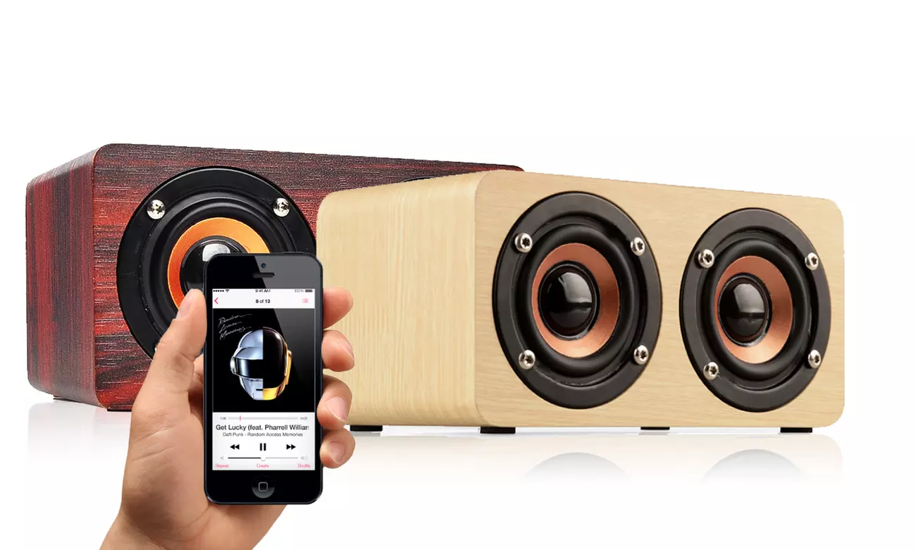Haut-parleur Bluetooth surround 3D en bois avec un subwoofer profond et mains libres avec carte microSD 32 Go en option - Primary Image
