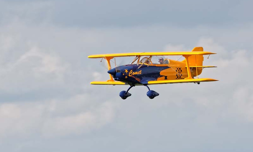 Image 1: Vol au bord d'un avion FK12