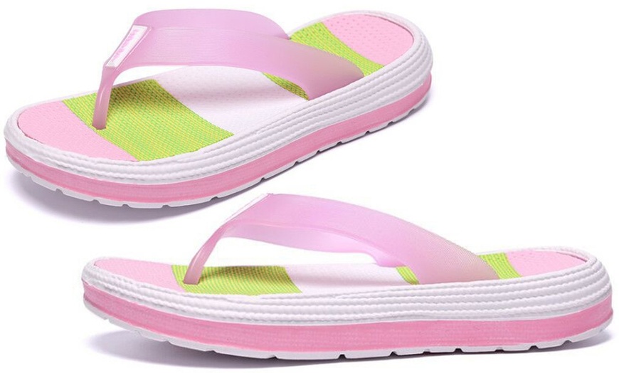 Image 16: Women's Beach Flip-Flops