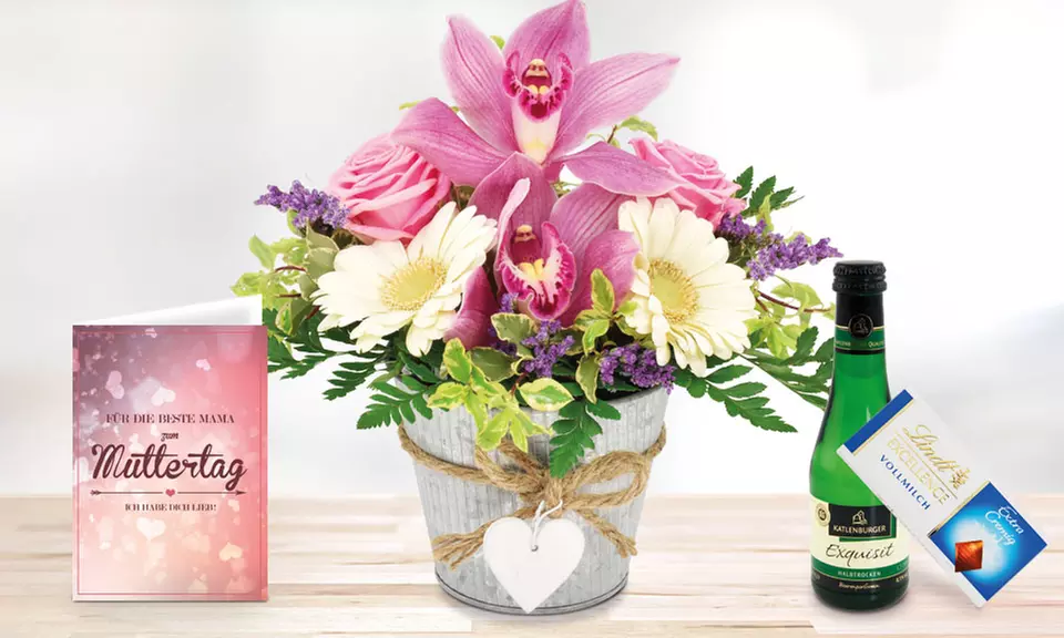 Blumengesteck in Rosa-Weiß, Orange-Weiß oder Gelb-Lila inkl. Grußkarte, Lindt-Schokolade und Piccolo Perlwein - Primary Image