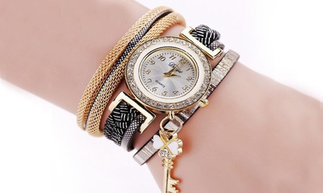 Orologio realizzato con cristalli di Swarovski® disponibile in 4 modelli e vari colori