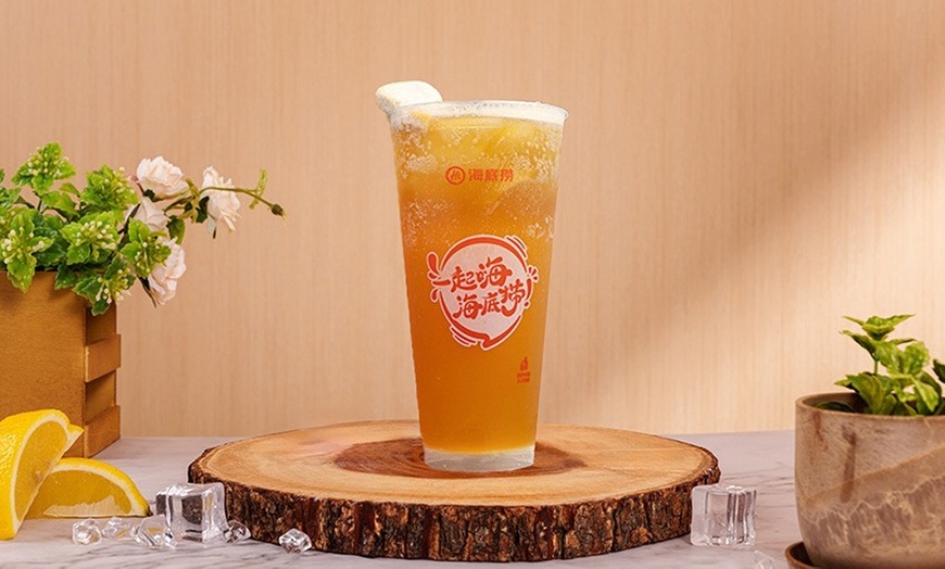 Image 4: Discover a House Drink Special with a Unique Chinese Hot Pot Meal