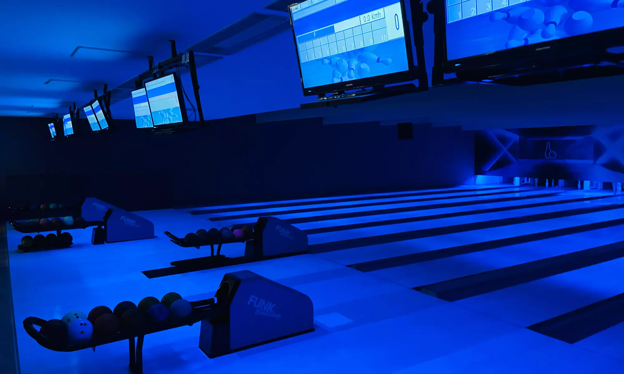 2 Std. Bowling für bis zu 6 Personen inkl. Leihschuhen